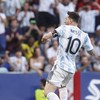Messi lập hat trick trong đêm sinh nhật ý nghĩa