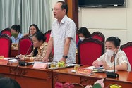 Ông Nguyễn Tiến Dũng, Phó Cục trưởng Cục Thuế TP.HCM, cho biết hiện vẫn chưa có chính sách thuế riêng để hỗ trợ các doanh nghiệp vừa và nhỏ.