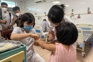 TP.HCM đối mặt nguy cơ thiếu 6 loại vaccine cho trẻ em