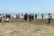 4 học sinh tiểu học đuối nước trên biển Nghệ An, 2 em tử vong và mất tích