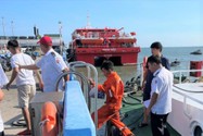 Hoa tiêu Tân Cảng Sài Gòn kịp thời cứu nạn 2 ngư dân