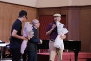 Nhạc sĩ Trần Tiến khen ngợi hết lời với màn trình diễn 'Ngựa ô thương nhớ' của Saigon Choir