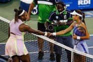 ĐKVĐ Mỹ trân trọng chiến thắng trước huyền thoại Serena
