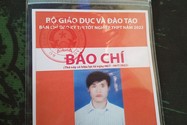 Có thẻ tác nghiệp của Ban chỉ đạo thi, nhiều phóng viên vẫn bị ‘đuổi’