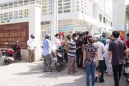 Giám đốc Trung tâm Y tế Phan Thiết chỉ đạo chẩn đoán bệnh nhẹ thành nặng