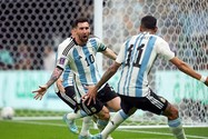 Messi san bằng kỷ lục World Cup của Maradona và Ronaldo