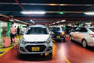 Sân bay Tân Sơn Nhất: Xe công nghệ ngưng đón khách ở tầng lầu