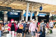 Sân bay Tân Sơn Nhất khách đông nghẹt khách sau lễ 2-9