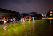 Ô tô bị ngập ở Huế, Đà Nẵng cần lưu ý kiểm tra 20 hạng mục này
