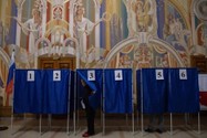 Một địa điểm bỏ phiếu ở tỉnh Luhansk. Ảnh: SPUTNIK