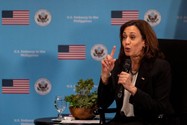 Phó Tổng thống Mỹ Kamala Harris tại một khách sạn ở thủ đô Manila (Philippines) ngày 21-11. Ảnh: REUTERS