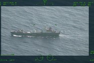 Mỹ theo dõi tàu ‘thu thập tình báo’ của Nga ở ngoài khơi Hawaii. Ảnh: USCG