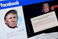 Tập đoàn Meta ngày 25-1 thông báo sẽ sớm khôi phục tài khoản Facebook và Instagram của cựu Tổng thống Mỹ Donald Trump. Ảnh: Olivier Douliery/AFP/GETTY IMAGES