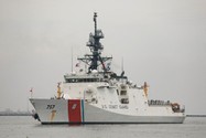 Tuần duyên Mỹ, Nhật, Philippines sẽ tổ chức tập trận ba bên ở ngoài khơi Philippines. Ảnh: Eloisa Lopez/REUTERS