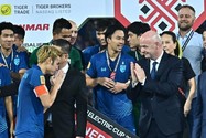 Chủ tịch FIFA: ‘Người ta... thương tôi’