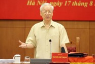 Tổng bí thư Nguyễn Phú Trọng phát biểu kết luận phiên họp. 