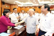 Tổng Bí thư Nguyễn Phú Trọng làm việc với Ban Thường vụ Thành ủy và lãnh đạo chủ chốt TP.HCM vào ngày 23-9-2022. 