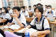 Học sinh lớp 9 Trường THCS Lê Văn Tám (quận Bình Thạnh) trong một tiết học.