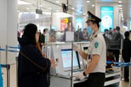 Sân bay Nội Bài khuyến cáo hành khách đi máy bay dịp tết