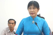 Bà Nguyễn Thị Suốt, Hiệu trưởng Trường THCS Lý Thường Kiệt (quận Bình Tân), chia sẻ tại buổi làm việc. Ảnh: NGUYỄN QUYÊN