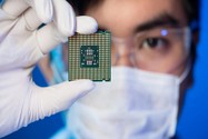 Việt Nam đang kỳ vọng trở thành “cứ điểm” sản xuất chip của nhiều tập đoàn lớn. Ảnh: USA Today