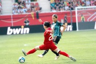 Trận thua Đức 1-2 được báo chí nước ngoài ca ngợi và đánh giá cao tinh thần của các nữ tuyển thủ Việt Nam. Ảnh: GETTY IMAGES