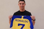 Ronaldo nói gì khi ký hợp đồng ‘khủng’ với Al Nassr?
