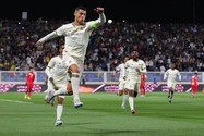 'Ronaldo khiến đồng đội ở Al Nassr chẳng làm gì được'