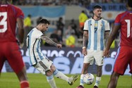 Messi nói gì sau khi ghi bàn thắng thứ 800?