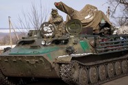 Lực lượng Ukraine trên chiến tuyến TP Bakhmut (tỉnh Donetsk). Ảnh: REUTERS