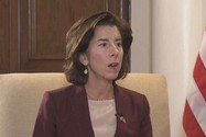 Bộ trưởng Thương mại Mỹ Gina Raimondo. Ảnh: NIKKEI ASIA