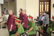 5 bị cáo ở Tịnh thất Bồng Lai cho rằng mình không có tội, kêu oan và đòi trả tự do