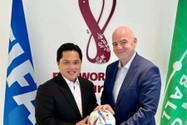 Indonesia đá với Messi, ngẫm về làng bóng Việt