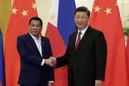 Ông Tập &apos;nhắc khéo&apos; Philippines việc tham gia liên minh quân sự, hứa sẽ đầu tư thêm