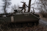 Nóng Nga-Ukraine 24-1: Latvia đáp trả việc Nga ăn miếng trả miếng Estonia; Ba Lan quyết gửi xe tăng cho Ukraine