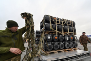 Xung đột Nga-Ukraine, mối đe dọa TQ và cơ hội của các tập đoàn vũ khí Mỹ