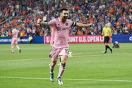 Messi lần đầu 'nổ súng' tại MLS từ ghế dự bị