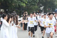 Hàng ngàn học sinh, sinh viên Hà Nội tham gia giải chạy S-Race 2022
