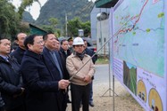 Thủ tướng khảo sát thực địa dự án cao tốc Đồng Đăng-Trà Lĩnh