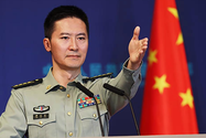Phát ngôn viên Bộ Quốc phòng Trung Quốc Tan Kefei.