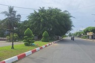 Video: Chủ tịch tỉnh Bạc Liêu quyết tâm dời ‘nhà đinh’ để đường thông hè thoáng