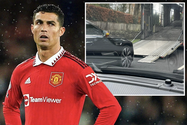 Ronaldo dọn đồ rời MU: Dàn siêu xe gây bão