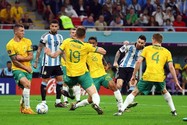 Xem Messi ghi tuyệt phẩm giúp Argentina chiến thắng 2-1 trước Úc