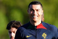 Ronaldo chuẩn bị phá kỷ lục thế giới