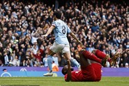 Man City ngược dòng ‘hủy diệt’ Liverpool