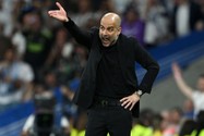 Fan Man City nổi giận với Pep Guardiola vì chiến thuật khó hiểu