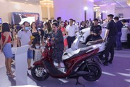Giá xăng tăng trở lại, lựa chọn ngay các mẫu xe máy điện dưới 25 triệu đồng