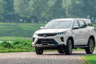 Giá xe Toyota tháng 11 năm 2022: Giá ưu đãi một số mẫu xe