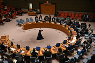 Hội đồng Bảo an Liên Hợp Quốc bỏ phiếu thông qua dự thảo nghị quyết về Myanmar tại trụ sở LHQ ở thành phố New York (Mỹ) ngày 21-12. Ảnh: AFP