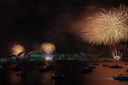 Pháo hoa đón năm mới 2023 ở Cầu Cảng Sydney (Úc) ngày 31-12. Ảnh: ABC NEWS
